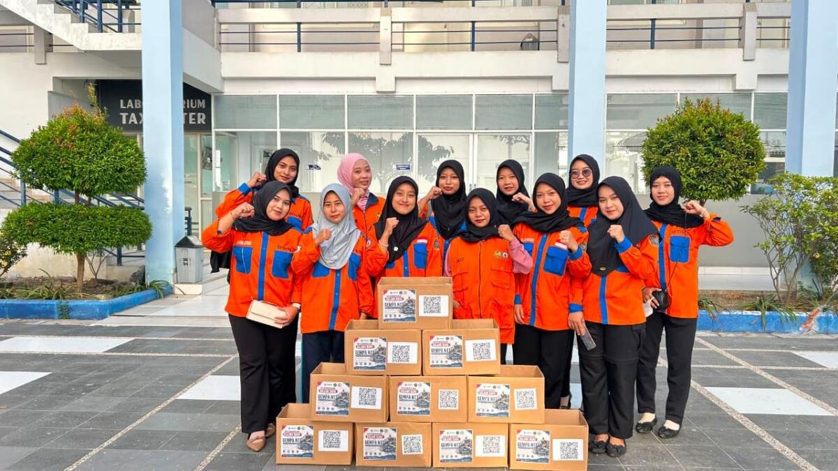 Sore di Lima Titik Lamongan, UMDC UMLA Galang Dana untuk Korban Gempa NTT