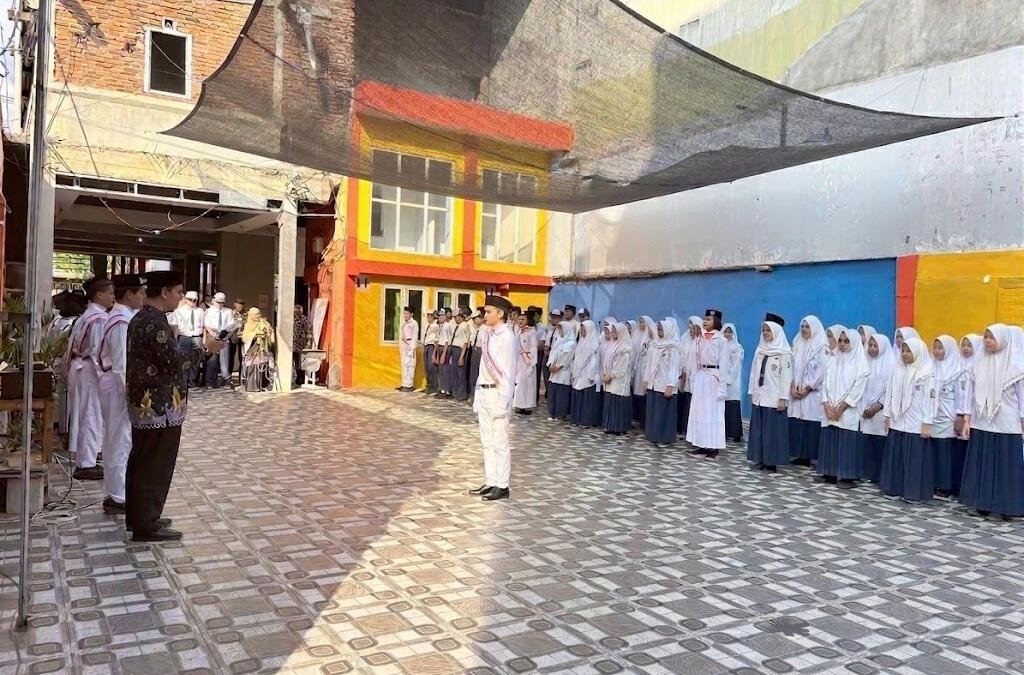 Spemsa Surabaya Gelar Upacara Peringatan HUT Ke-81 Kemerdekaan RI