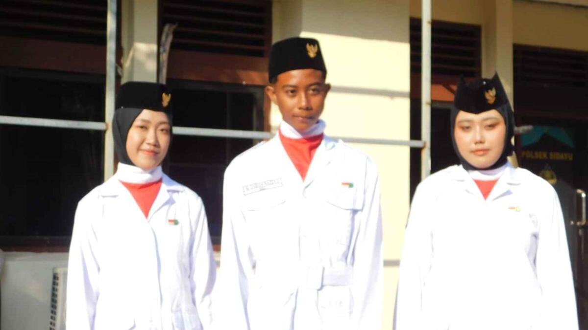 Tiga Murid Smampat Dipercaya Jadi Paskibra HUT ke-81 RI Kecamatan Sidayu