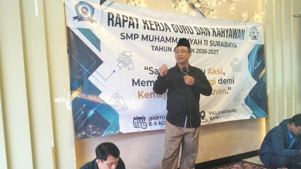Tingkatkan Semangat, Guru dan Karyawan SMP Muven Peroleh 11 Filosofi Sayur Unggulan