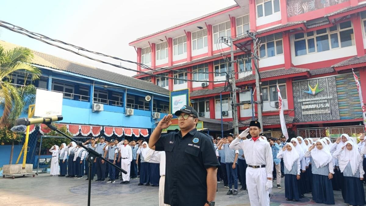 Upacara HUT ke-81 RI di Spemutu, BNN Kabupaten Gresik Ajak Pelajar Jauhi Narkoba