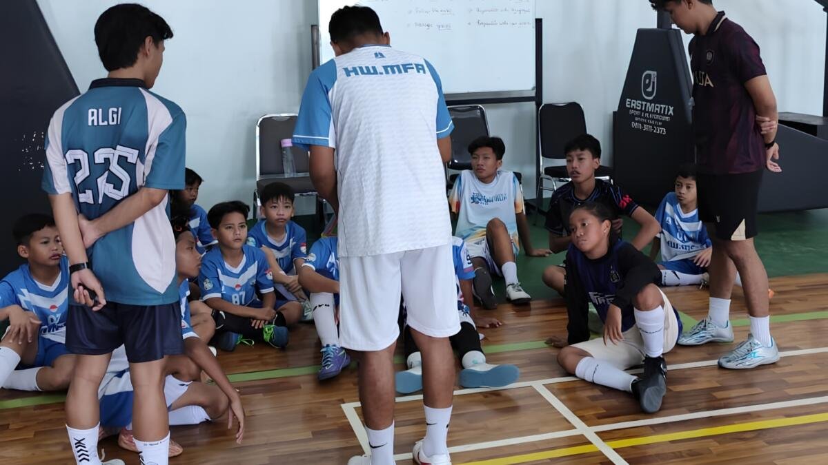 3 Mahasiswa PKO Unesa Tuntaskan MBKM Magang di Hizbul Wathan Muhammadiyah Futsal Academy Surabaya