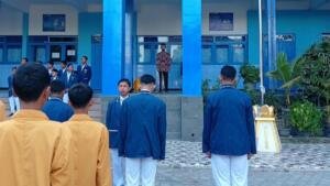 Apel MDTW Al-Ishlah dan SMPM 12 Paciran Penuh Bahasa Asing, Latih Mental dan Bahasa Siswa