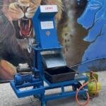 Berawal dari Keprihatinan, Mahasiswa UMM Bikin Mesin Ubah Sampah Plastik Jadi Produk Kreatif di Kampung Biru Arema