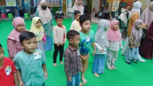 Calon Siswa Kelas I Sekolah Kreatif Baratajaya Disambut Meriah IPM Kids