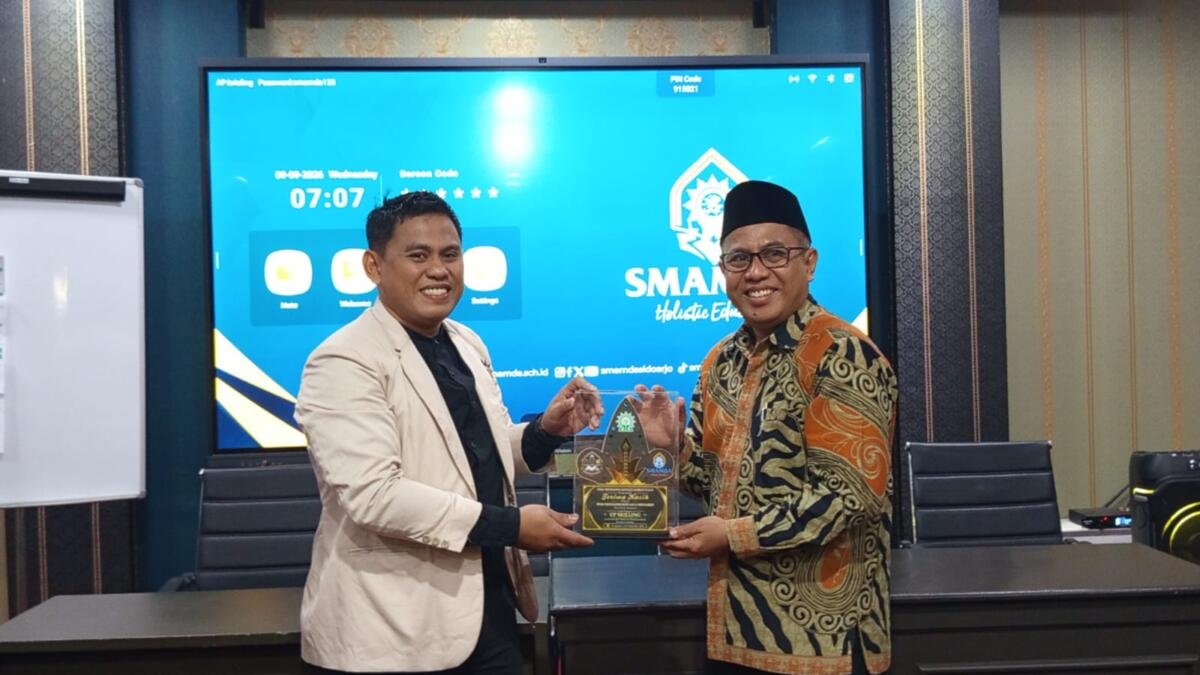 Dari Smamda untuk Gorontalo, Mahfud Harim Bawa Pulang ‘Koper’ Penuh Ilmu