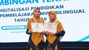 Dua Guru SD Musix Raih Best Performance Bimtek MIPA Bilingual Jatim