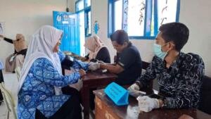 Gandeng Puskesmas Benjeng, Spem Eight Perkuat Upaya Mewujudkan Siswa Sehat dan Berprestasi