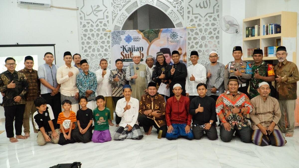 Kajian Subuh Masjid Baitul Fadli Umumkan Pemenang Umrah