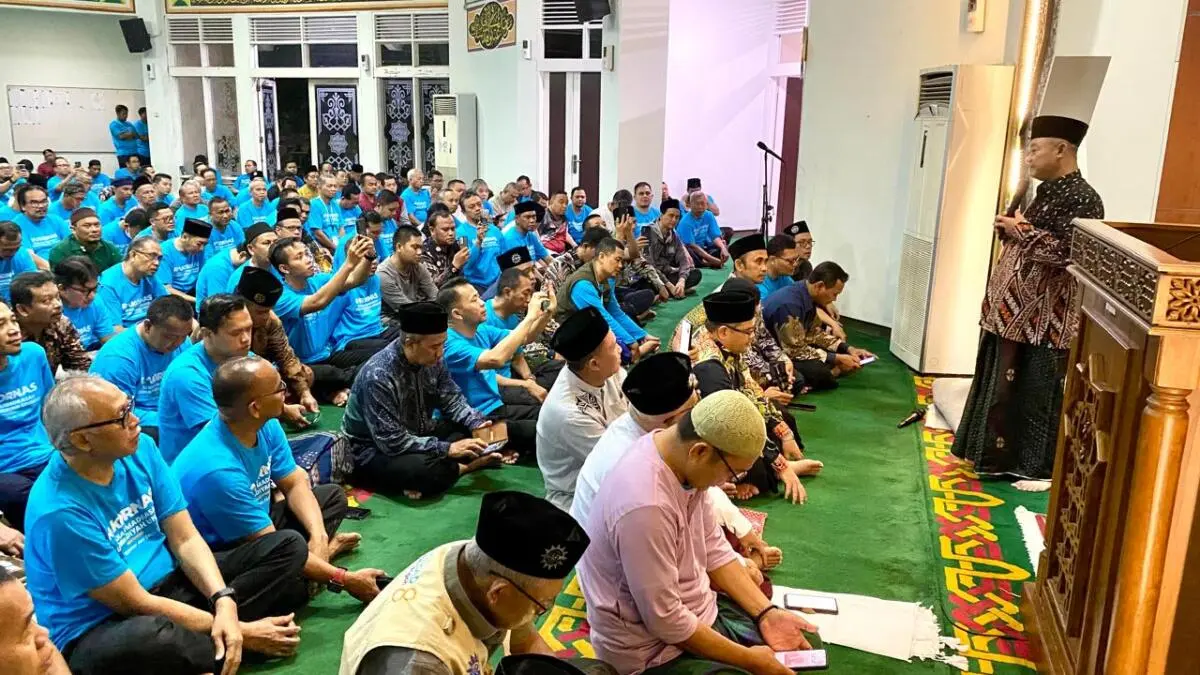 Ikuti Kajian Subuh Abdul Mu’ti, Kepala MAM 9 Al-Mizan Lamongan Serap Pesan Penguatan Pendidikan Muhammadiyah