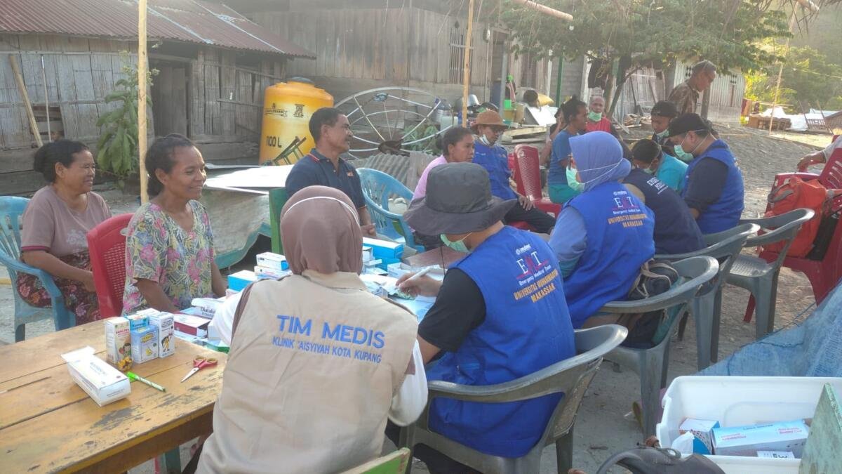 Klinik Aisyiyah Kupang Layani Warga Terdampak Gempa di Manggarai Timur