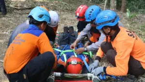 Relawan SAR Muhammadiyah Ditempa di Gunung Telon, Bukan Sekadar Belajar Menyelamatkan