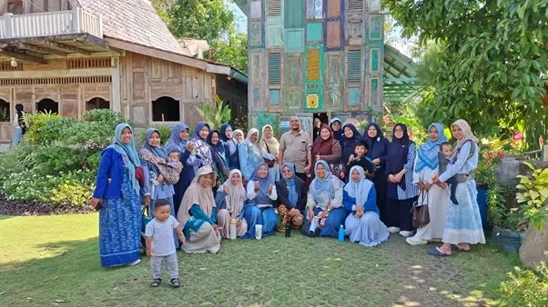 Praktik Sustainable Living, PWNA Jawa Timur Kunjungi Sky Farm Glenmore Banyuwangi