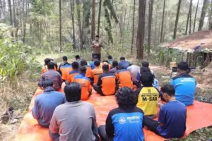 Khutbah Jumat di Alam Terbuka, Relawan MDMC Jawa Tengah Dikuatkan Pesan Ta’awun