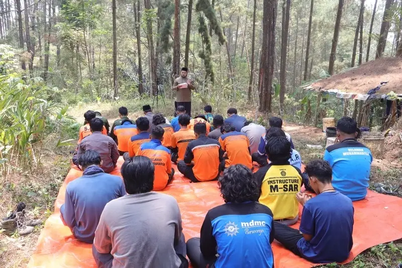 Khutbah Jumat di Alam Terbuka, Relawan MDMC Jawa Tengah Dikuatkan Pesan Ta’awun