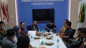 Dari Panel Surya Masjid, BSI dan Muhammadiyah Tuban Bicara Ekosistem Ekonomi Syariah