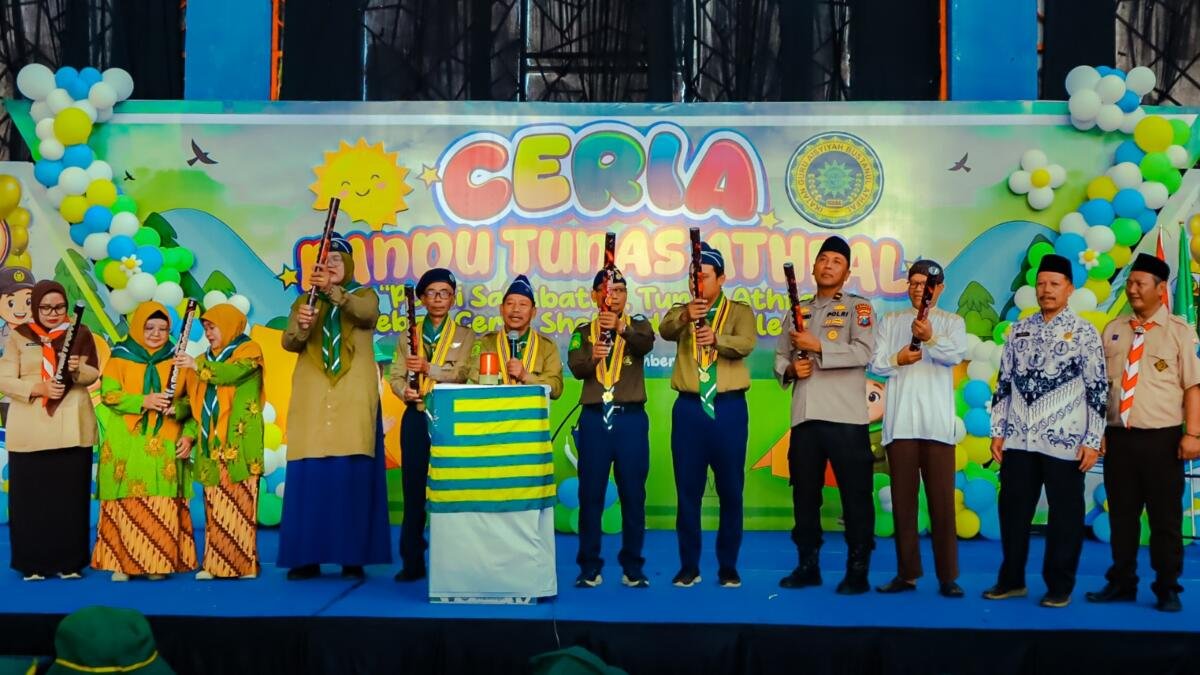Ketua Kwarwil HW Jawa Timur Launching Seragam Pandu Tunas Athfal