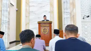 Khotbah Jumat di Al-Badar: Khairu Ummah Tidak Lahir Tanpa Disiplin