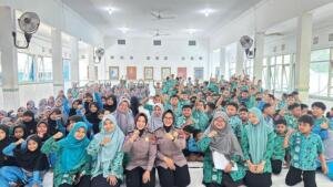 Wujudkan Sekolah Ramah Anak, MI Muhammadiyah 1 Jombang Kolaborasi dengan Polres Jombang