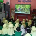 Kenalkan Mangrove, PAUD Aisyiyah II Ajak Anak Peduli Lingkungan Pesisir