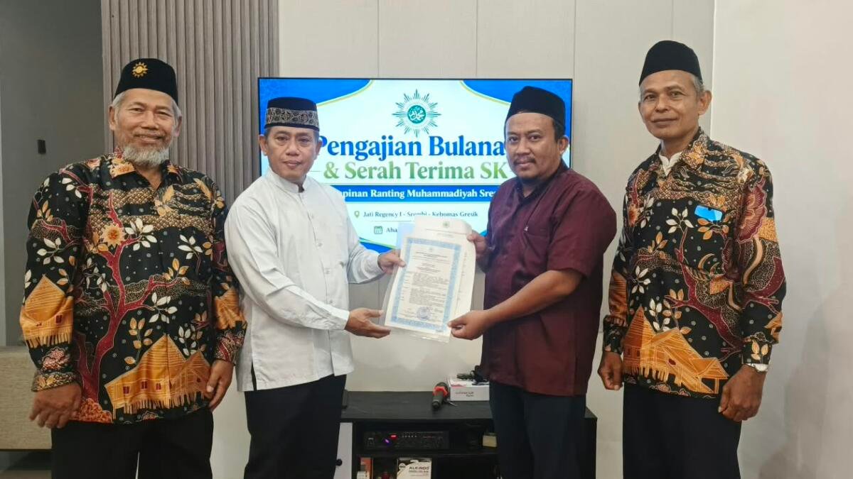 SK Resmi PRM Srembi Diserahkan, PCM Kebomas Tekankan Amanah dan Dakwah dengan Perbuatan