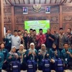 KKN UMG Ciptakan Alat Penebar Pupuk, Bantu Petani Banyulegi Lebih Efisien