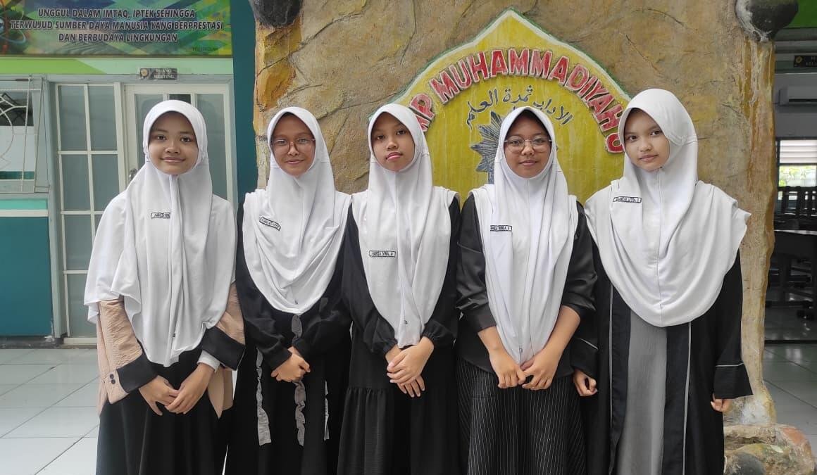 Kelas Jurnalis SMP Muhammadiyah 6 Surabaya Ajak Siswa Menulis tentang Air