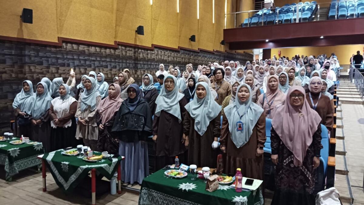 PLhT Jadi Jembatan Sekolah dan Keluarga