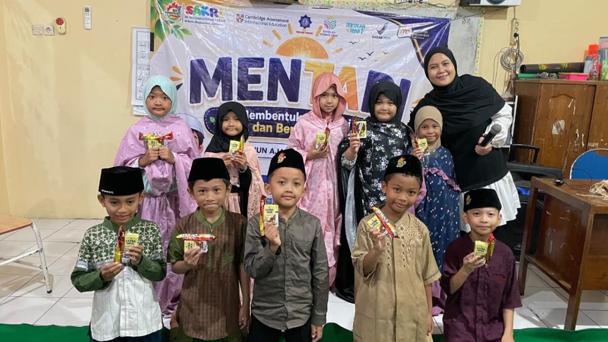 Siswa Kelas 2 SD Muhammadiyah 1 Krian Ikuti Kegiatan Mentari, Latih Akhlak, dan Kemandirian Siswa
