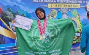 Ainayya Siswi SD Inovatif Aisyiyah Kedungwaru Borong Emas dan Perak Panahan