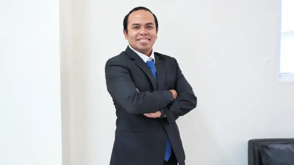 Dekan Umsura Achmad Hidayat Jadi Penerima Pertama Indonesia Pro Laudanda Award University of Szeged