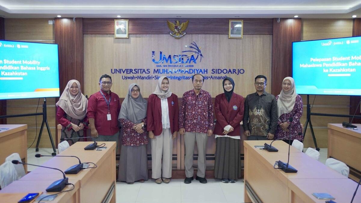 Umsida Berangkatkan 2 Mahasiswa Student Mobility ke Kazakstan