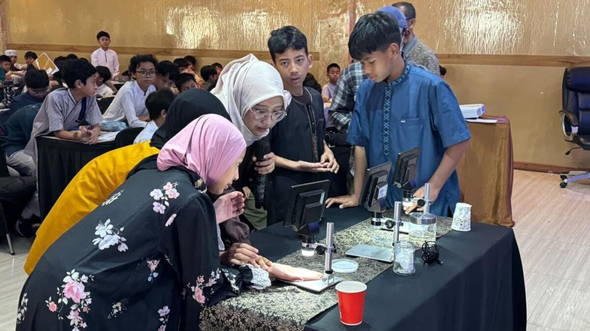 Benda Sehari-hari Bisa Jadi Sumber Mikroplastik, Siswa Kelas 6 SD Mudipat Belajar Bersama Ecoton