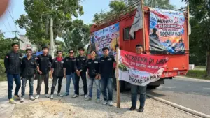 Tim Siti Busyro UMG Bawa Pulang Best Poster dari Kontes Kapal Indonesia