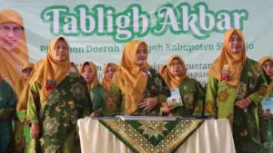 Lautan Kuning Hijau Semarakkan Tabligh Akbar PDA Sidoarjo