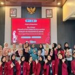Mahasiswa PPG UMM Olah Limbah Bunga Mawar Menjadi Air Freshener Élarose