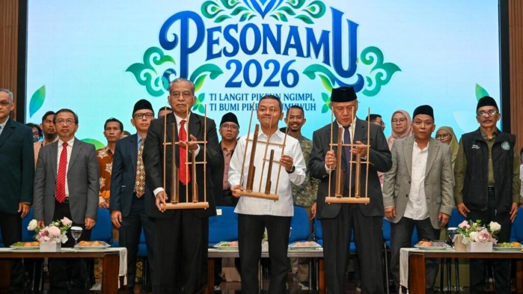 Menuju Indonesia Emas 2045, Wamendikdasmen Fajar Dorong Mahasiswa Baru Jadi Generasi Unggul dan Berdampak