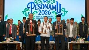 Menuju Indonesia Emas 2045, Wamendikdasmen Fajar Dorong Mahasiswa Baru Jadi Generasi Unggul dan Berdampak