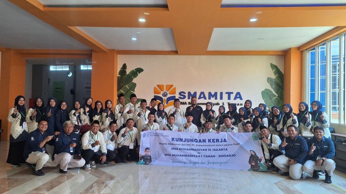 Ngangsu Kawruh ke Smamita, SMA Muhammadiyah 16 Jakarta Perkuat Mutu Pendidikan