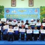 Outing Class, Siswa Kelas 3 SD Sakri Belajar di Rumah Pintar dan Museum Pesawat Juanda