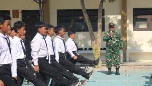 PBB Koramil Paciran Bentuk Karakter Santri Ponpes Karangasem