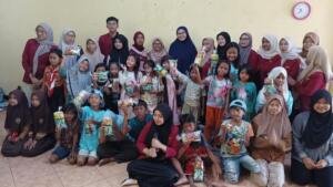 PPG Umsura Gerakkan Literasi Anak di Bantaran Sungai Kalimas