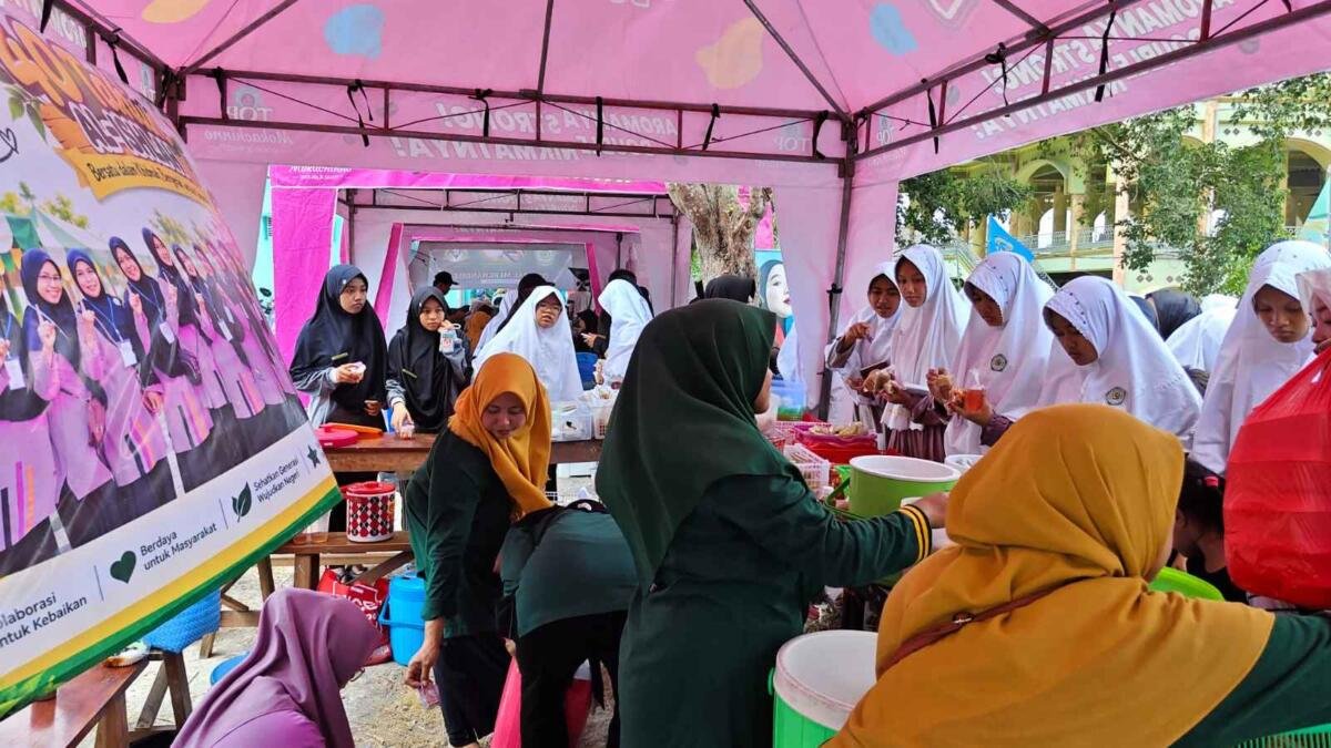 PRNA Sendangagung Ikut Panen Cuan di Jalan Santai 4 Dasawarsa Al-Ishlah