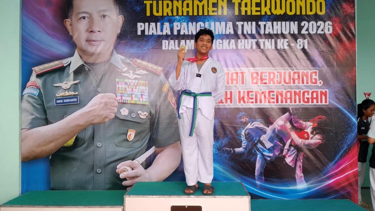 Siswa Spemia Raih Juara 1 Kyorugi dan Medali Emas di Piala Panglima TNI 2026