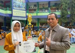 Siswi SMA Muhammadiyah 4 Surabaya Raih Juara 1 Tartil Se-Jawa Timur