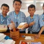 STS Entrepreneur Spemia, Siswa Jual Tahu Kocek hingga Jelly Susu