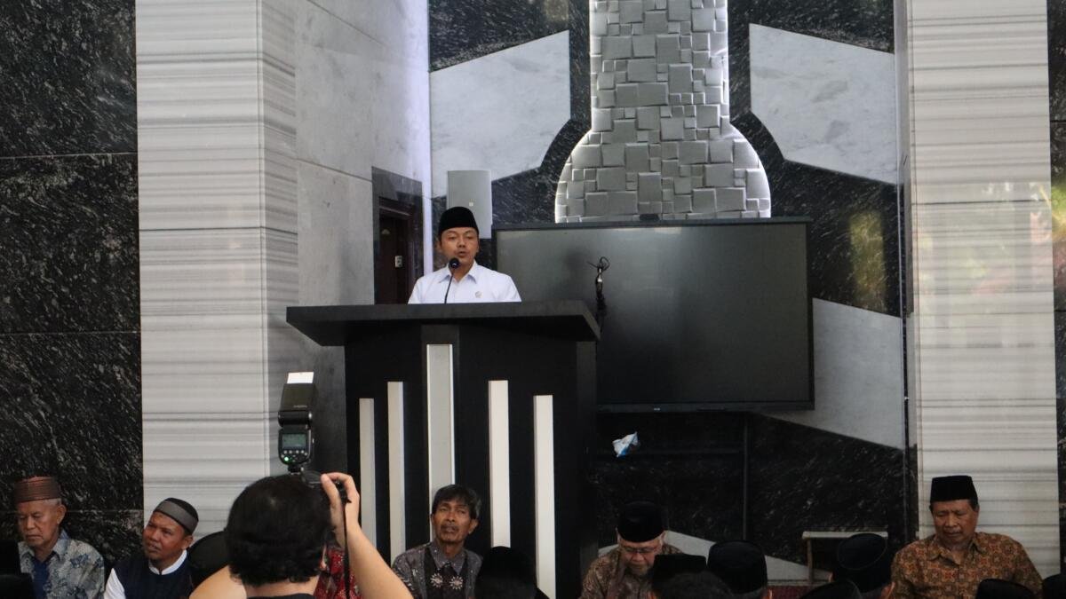 Wamendikdasmen di Tabligh Akbar PDM Bangkalan: “Keberadaan Kita Bukan Ancaman, Melainkan Kebermanfaatan”