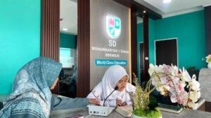 Awali Pagi dengan Lantunan Al-Qur’an, Murottal Live Kembali Hadir di SD Mumtaz