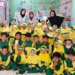 Belajar Bikin Sushi, 52 Murid TK ABA Ketegan Antusias Ikuti Happy Kids With Ikrom