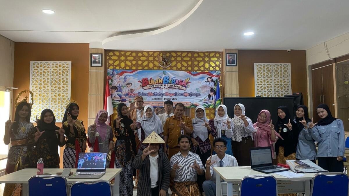 Bulan Bahasa SMKN 10 Surabaya Libatkan Mahasiswa PPL PPG Umsura